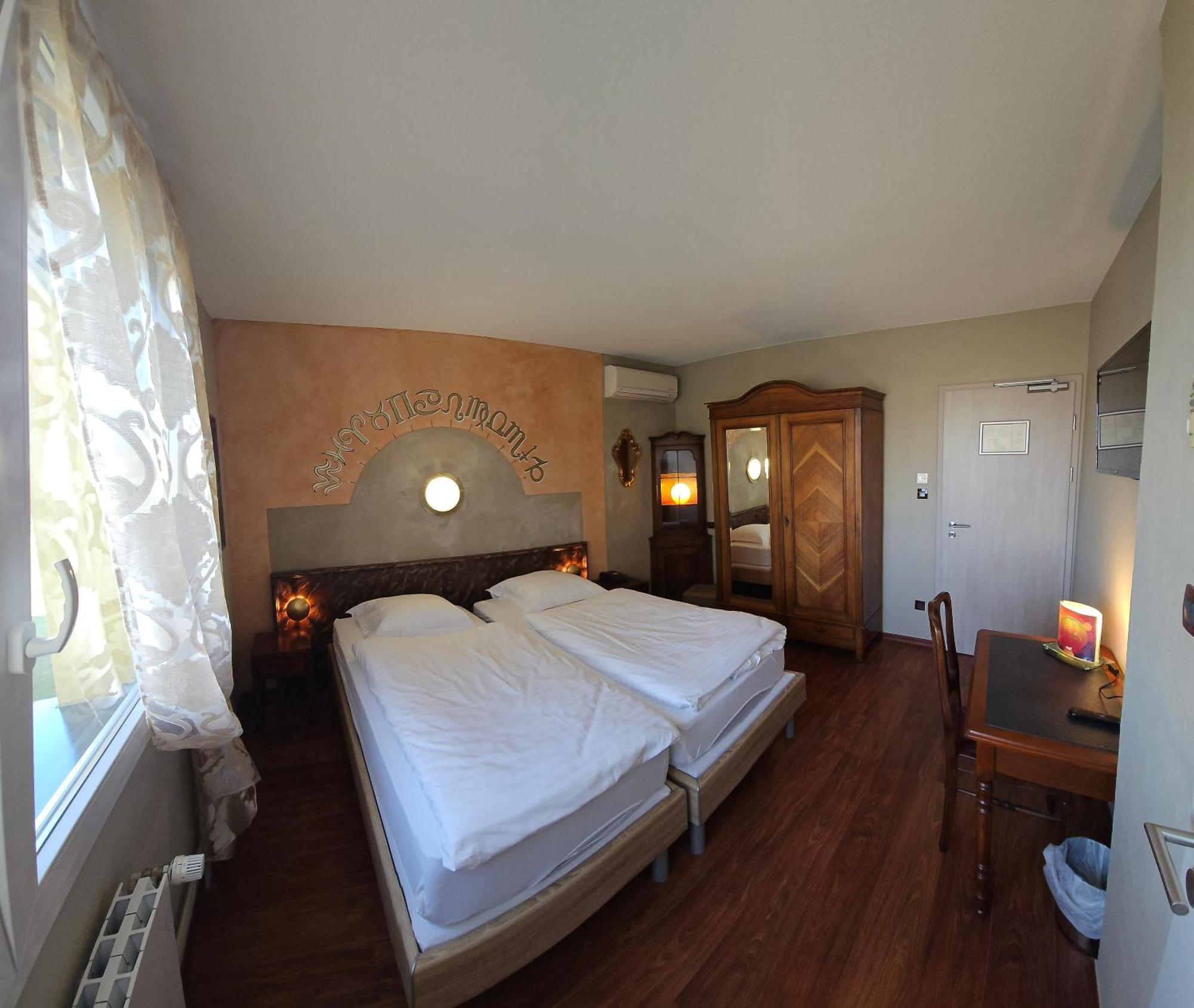 Hotel Restaurant Champ Alsace Haguenau Dış mekan fotoğraf
