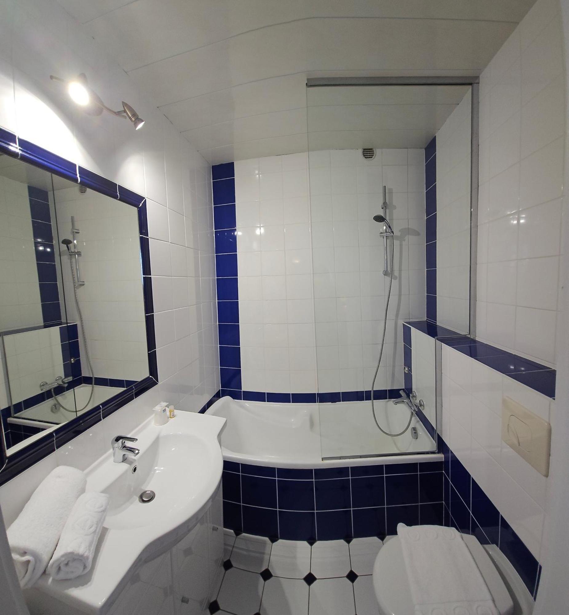 Hotel Restaurant Champ Alsace Haguenau Dış mekan fotoğraf