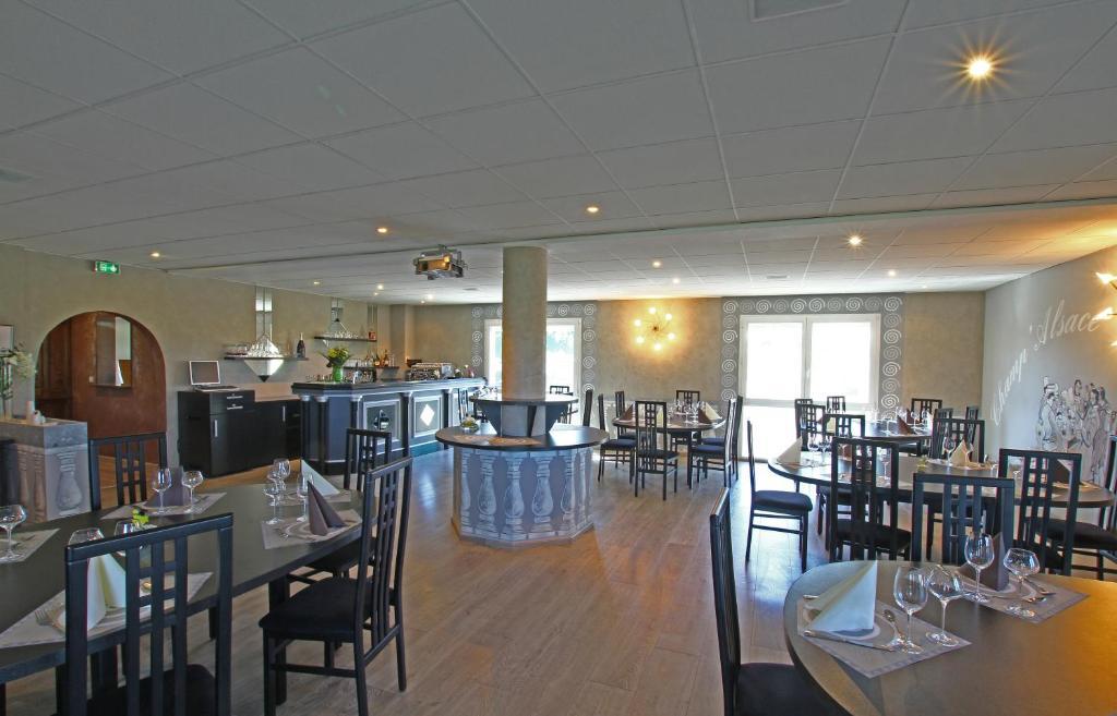 Hotel Restaurant Champ Alsace Haguenau Dış mekan fotoğraf