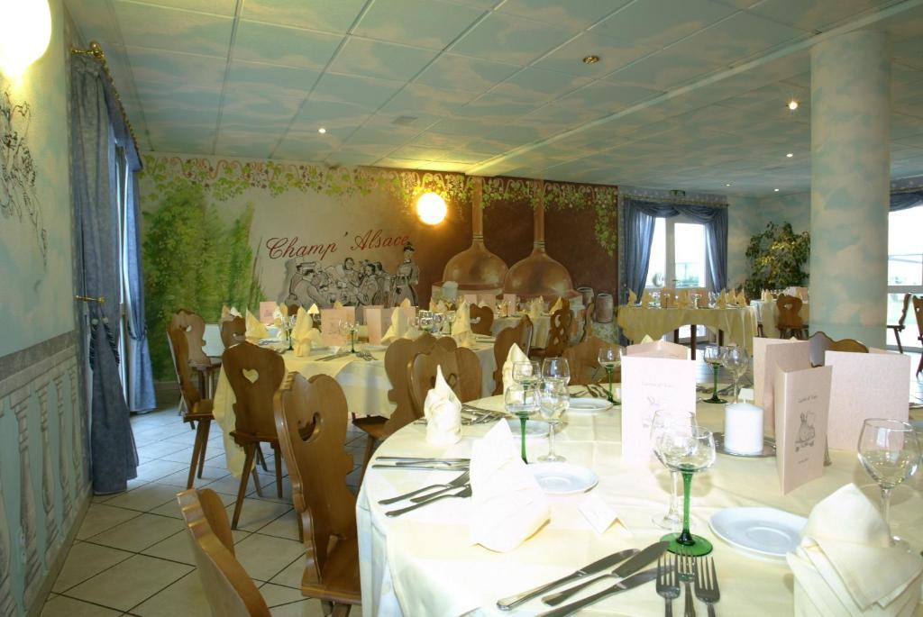 Hotel Restaurant Champ Alsace Haguenau Dış mekan fotoğraf